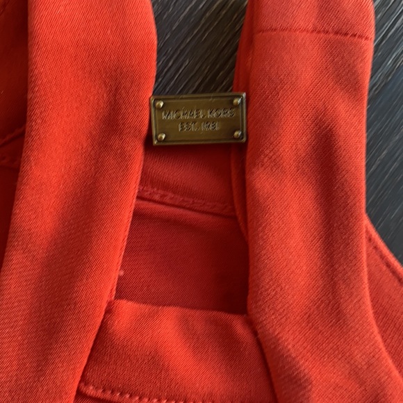 Michael Kors cold shoulder top.  Worn once! - Picture 3 of 6